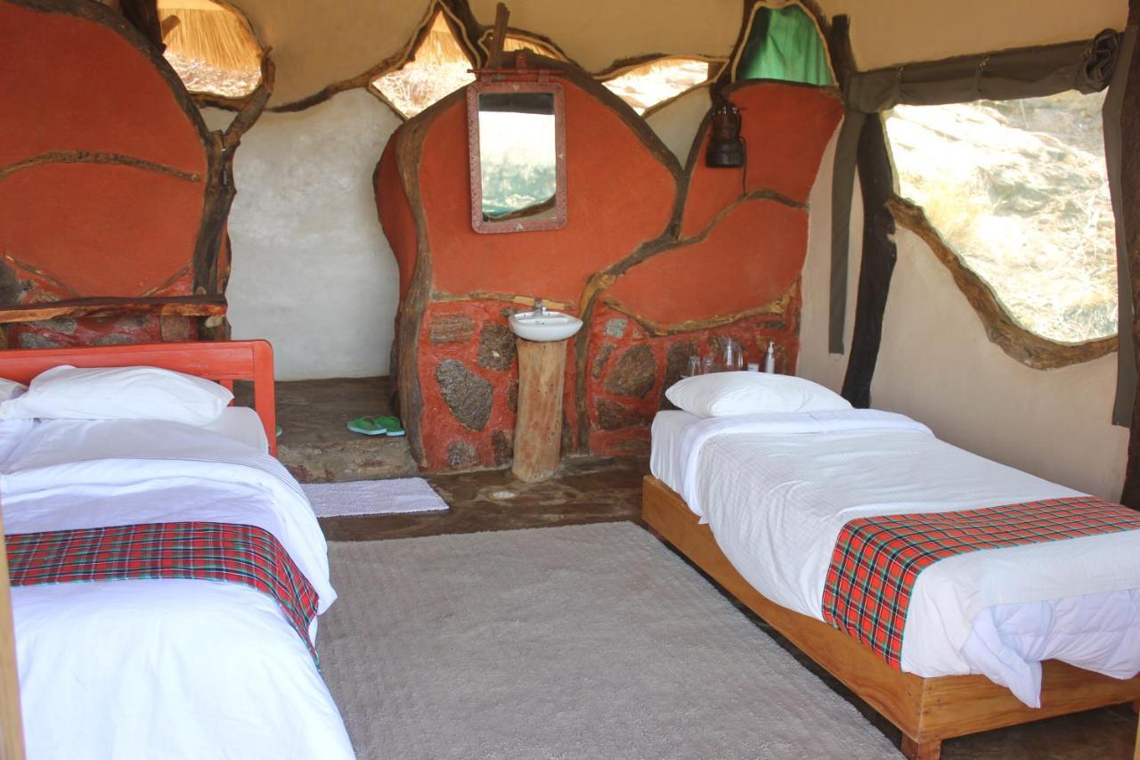 Lion'S Cave Camp, Samburu Archers Post Exterior foto