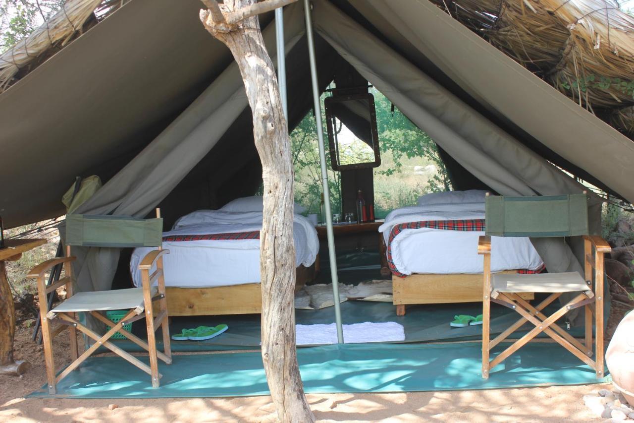 Lion'S Cave Camp, Samburu Archers Post Exterior foto