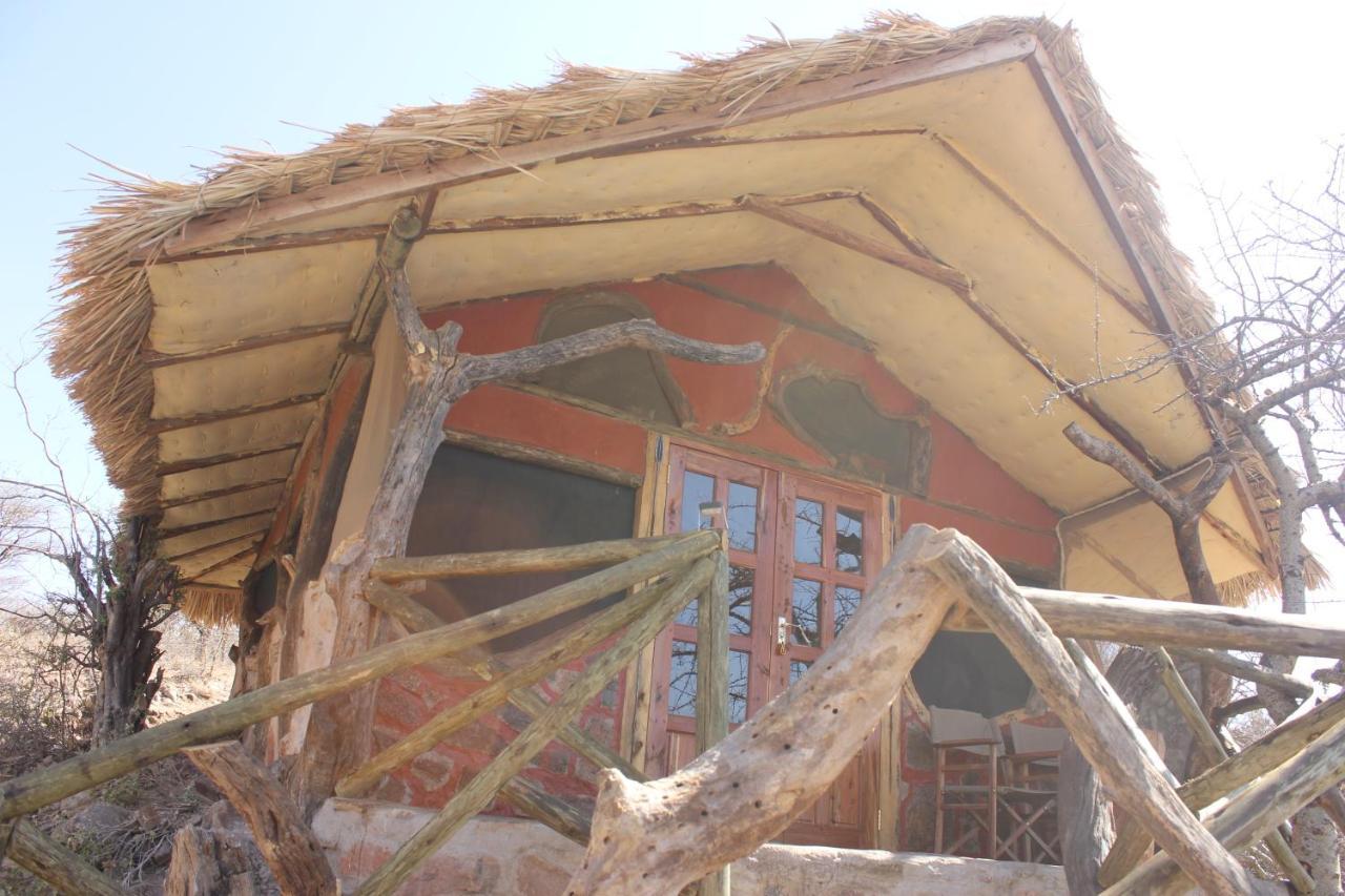Lion'S Cave Camp, Samburu Archers Post Exterior foto