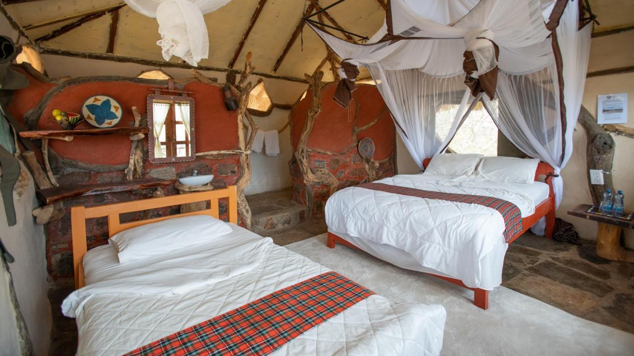 Lion'S Cave Camp, Samburu Archers Post Exterior foto
