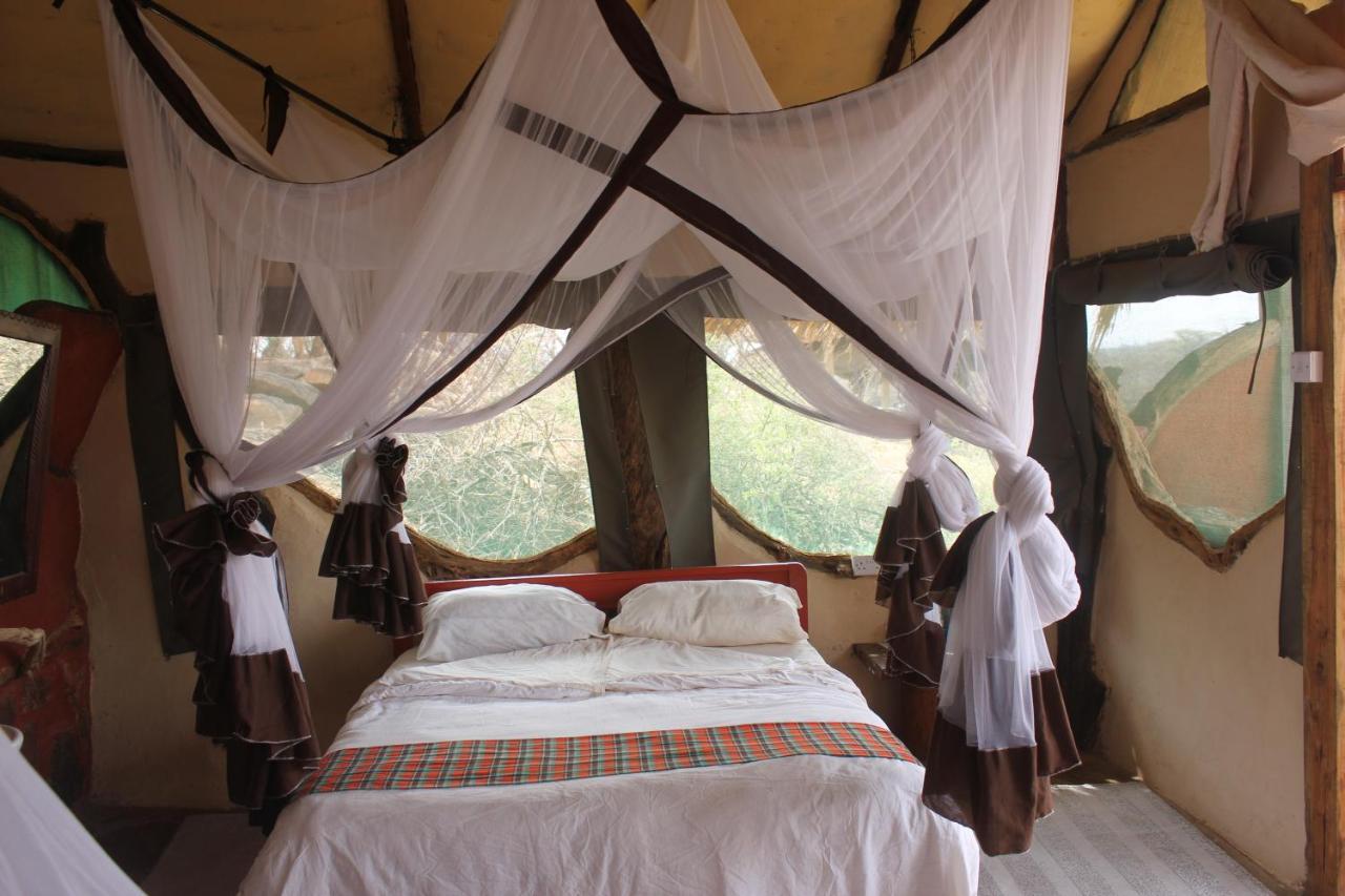 Lion'S Cave Camp, Samburu Archers Post Exterior foto
