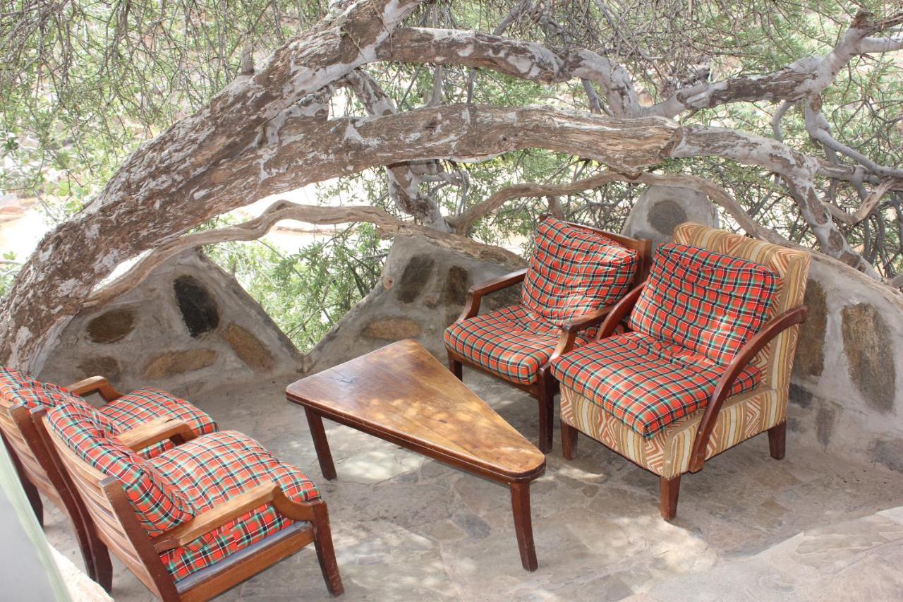 Lion'S Cave Camp, Samburu Archers Post Exterior foto
